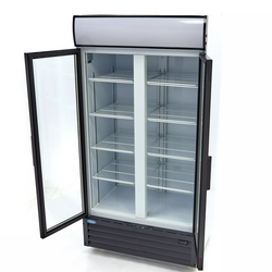 Refrigerator display 800L